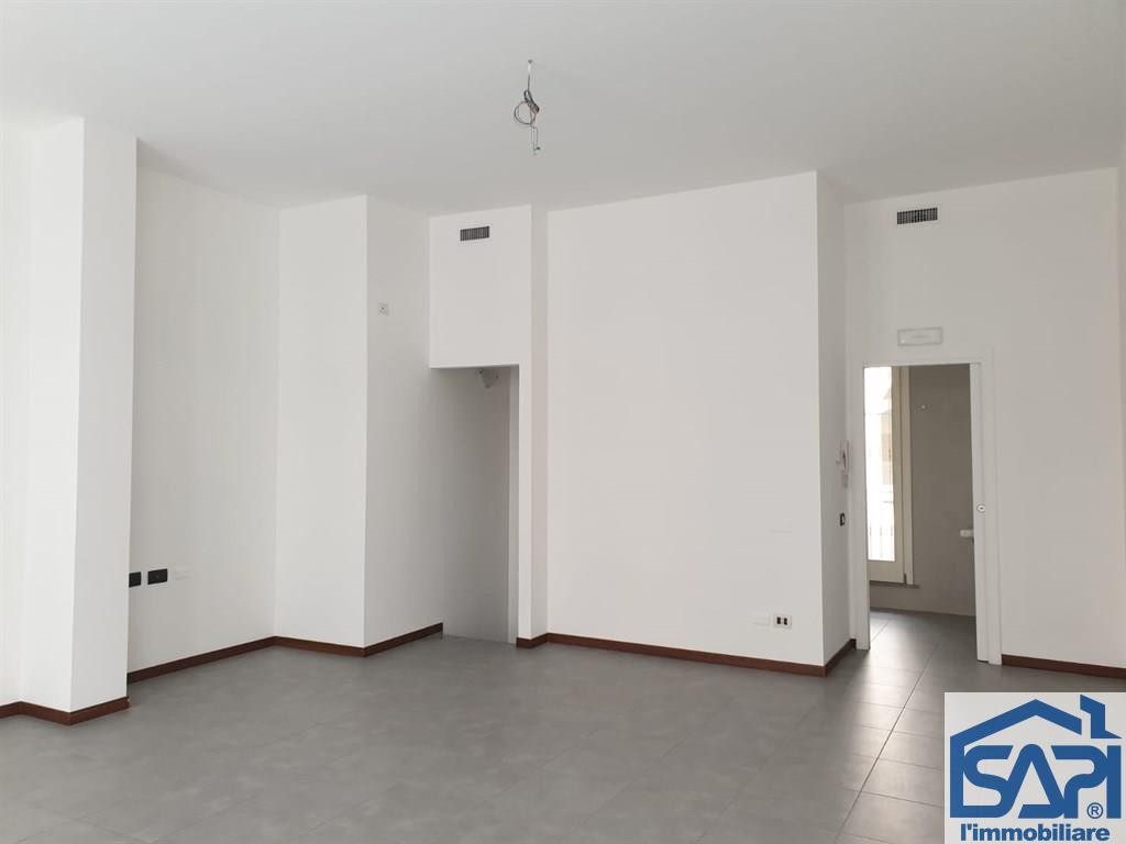 Opportunità Commerciale nel cuore di Seregno