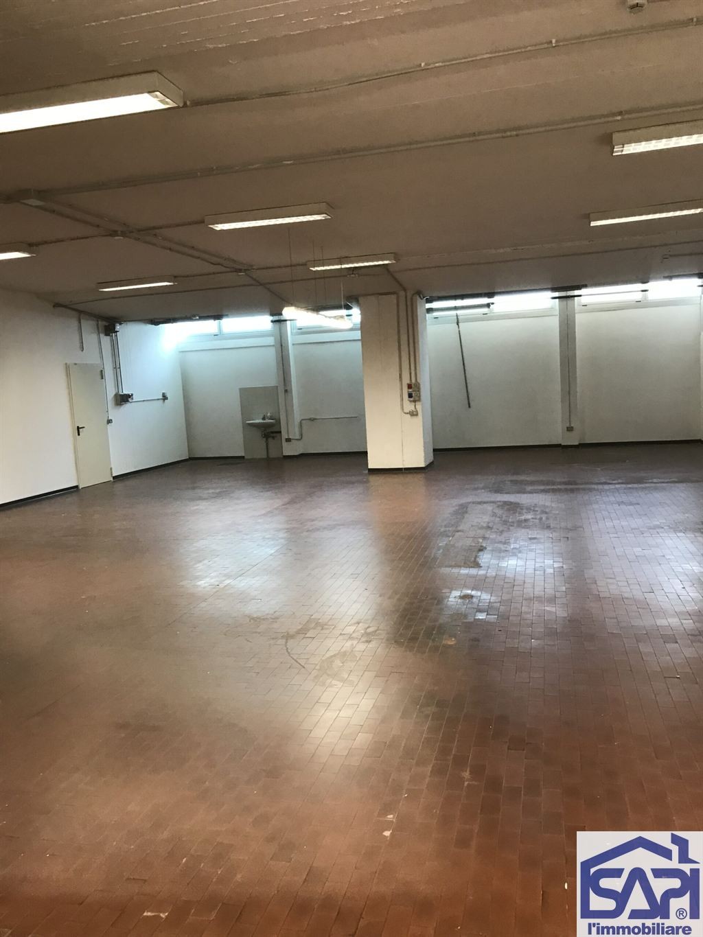 Magazzino 315 mq – seminterrato